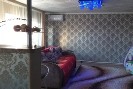 Продаю дом с земельным участком 