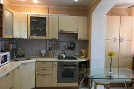 Продам 4-х комнатную квартиру