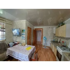 Продаётся квартира в жилом доме.